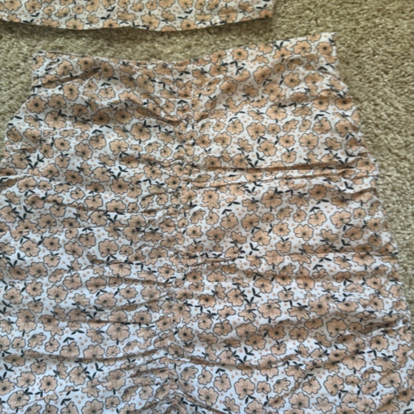 SEED TEEN - GIRLS FLORAL SKIRT AND TOP - Picture 3 of 7